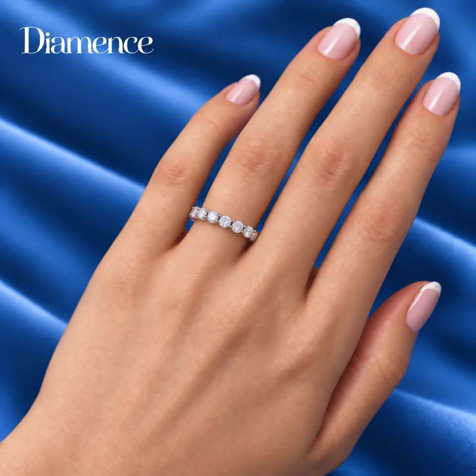 Кольцо полудорожка Круг — изображение посадки из каталога Diamence