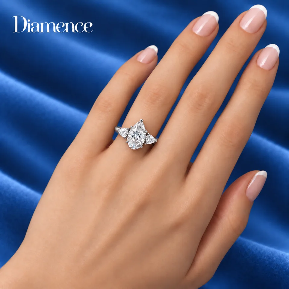 Кольцо Груша трилогия — изображение посадки из каталога Diamence